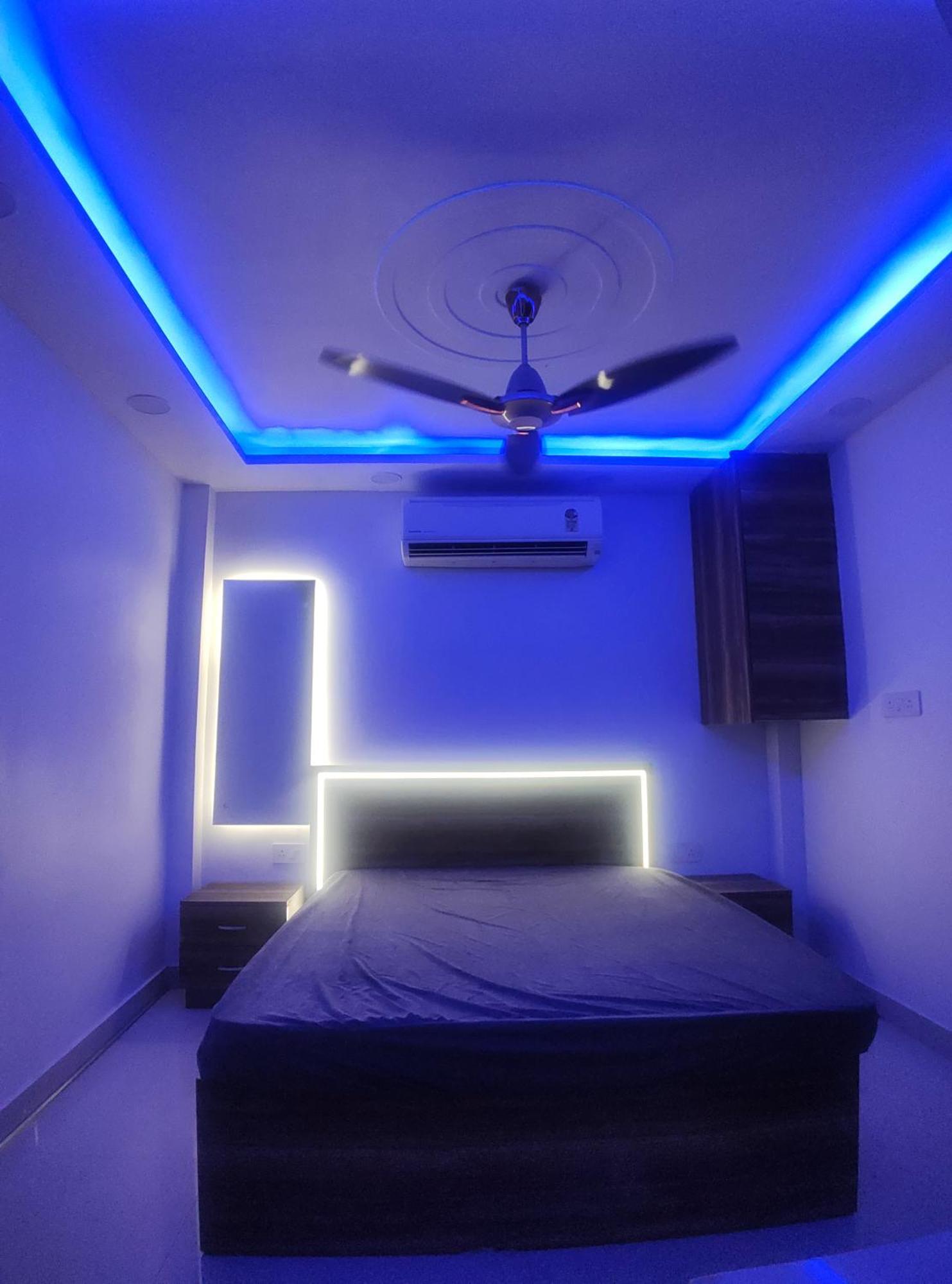 Enchanted The Roof Rekha, With Private Trace Garden Hotel New Delhi Bagian luar foto