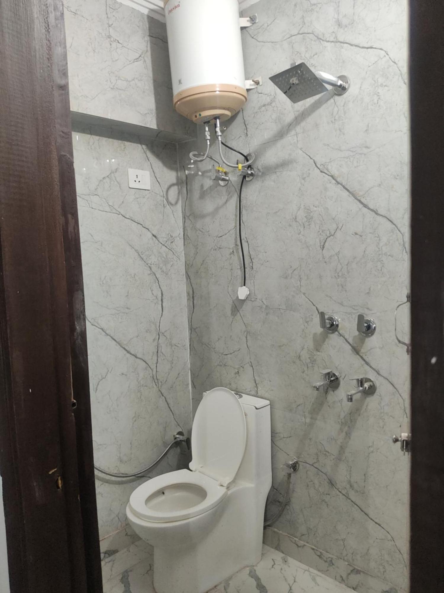 Enchanted The Roof Rekha, With Private Trace Garden Hotel New Delhi Bagian luar foto