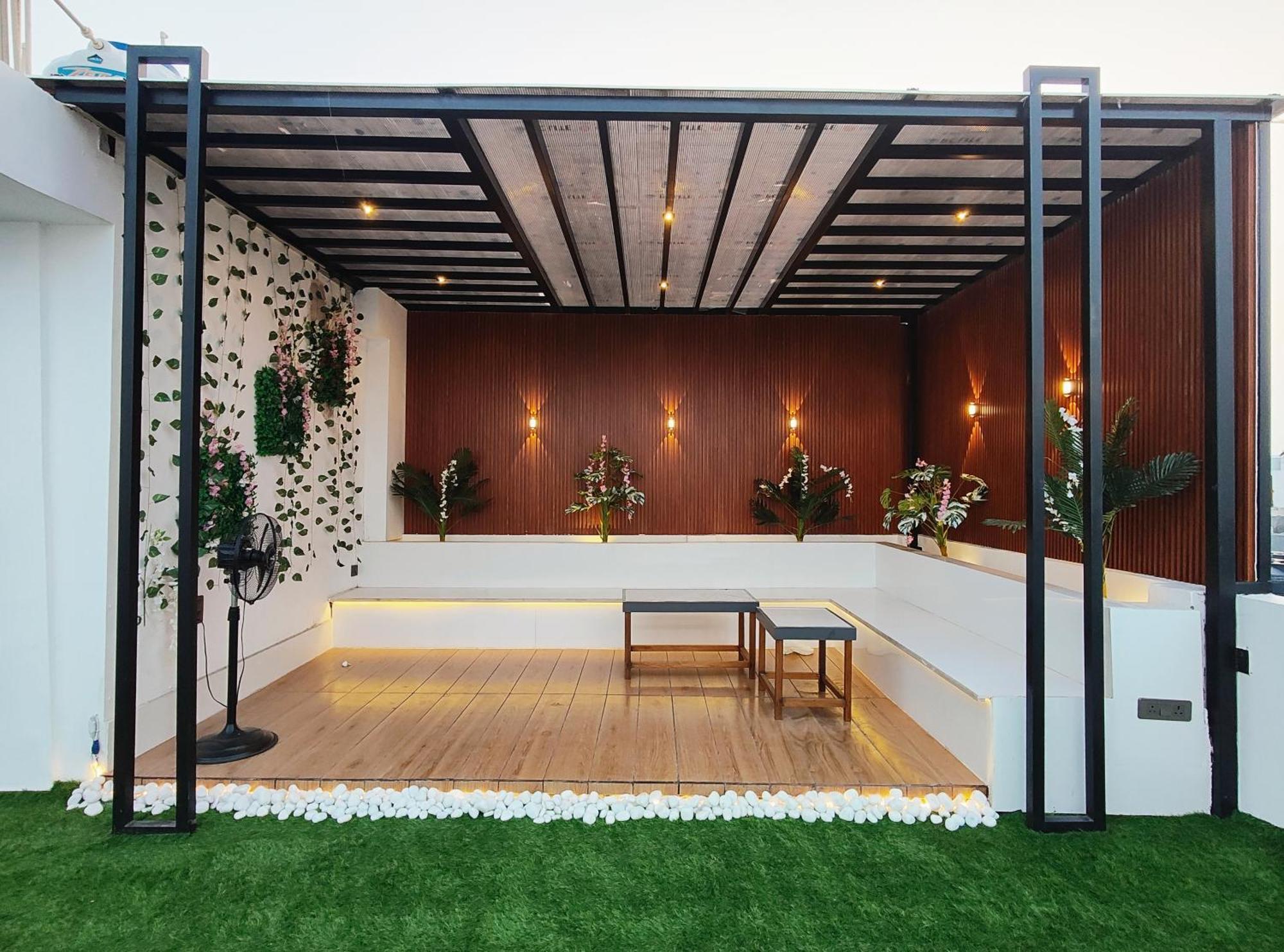 Enchanted The Roof Rekha, With Private Trace Garden Hotel New Delhi Bagian luar foto